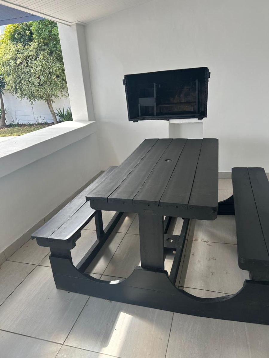 4 Bedroom Property for Sale in Mykonos Western Cape